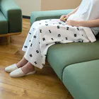 BLACK SHEEP ORIGIN SUZURI SHOPのBLACK SHEEP ORIGIN Blanket is good size to cover the legs