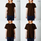 ビールとアート TM-3 Designの名画 × BEER（鳥獣戯画・すべてのビール好きのために）白線画 Regular Fit T-Shirt :model wear (woman)