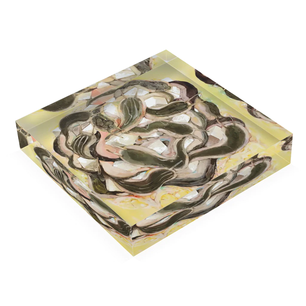 バックヤードの🧁 Acrylic Block :placed flat