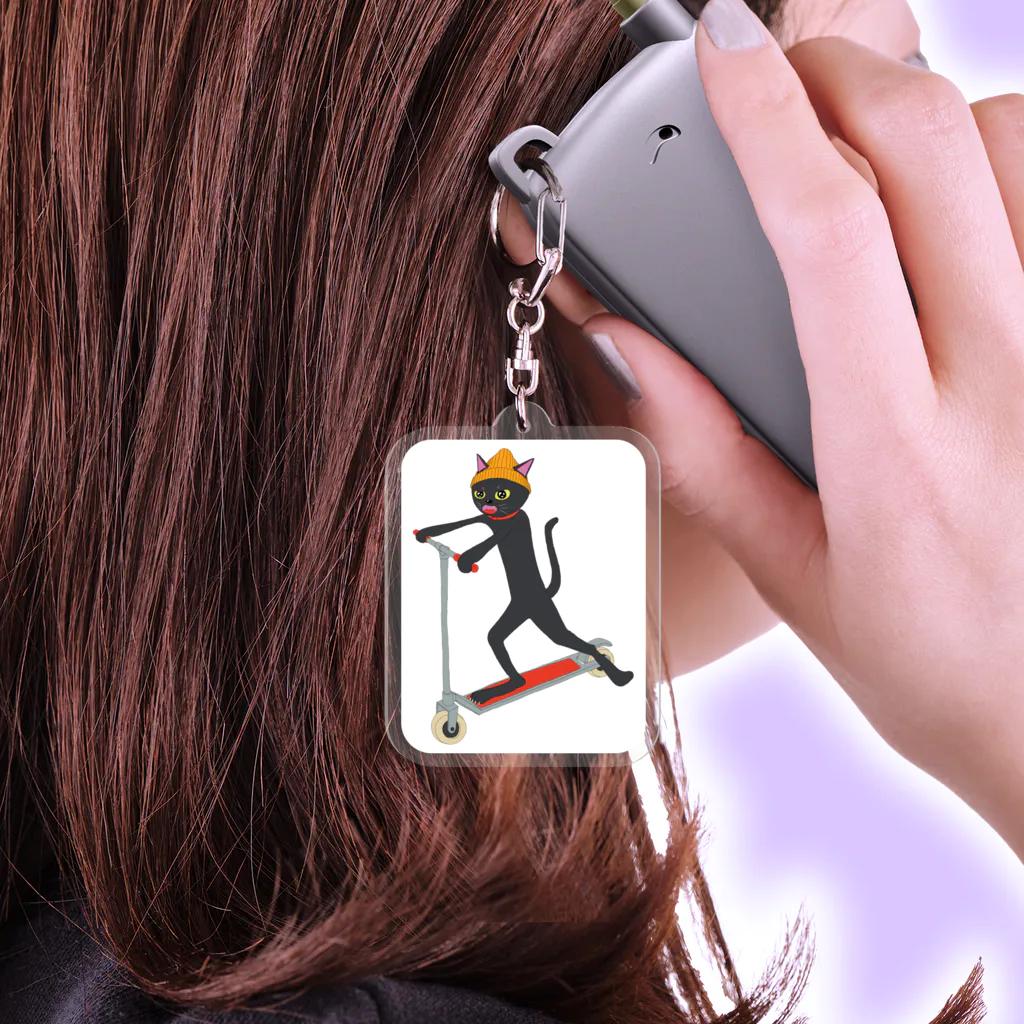 HIGH FIVE Shopのキックボードで遊ぶネコ Acrylic Key Chain