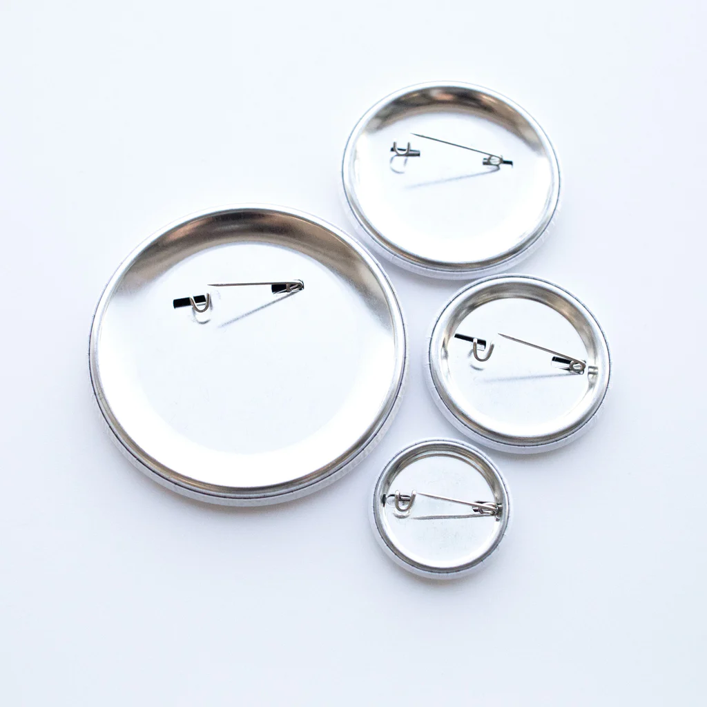 PITTEN PRODUCTSのPITTEN FLOWER #1 Tin Badge :back
