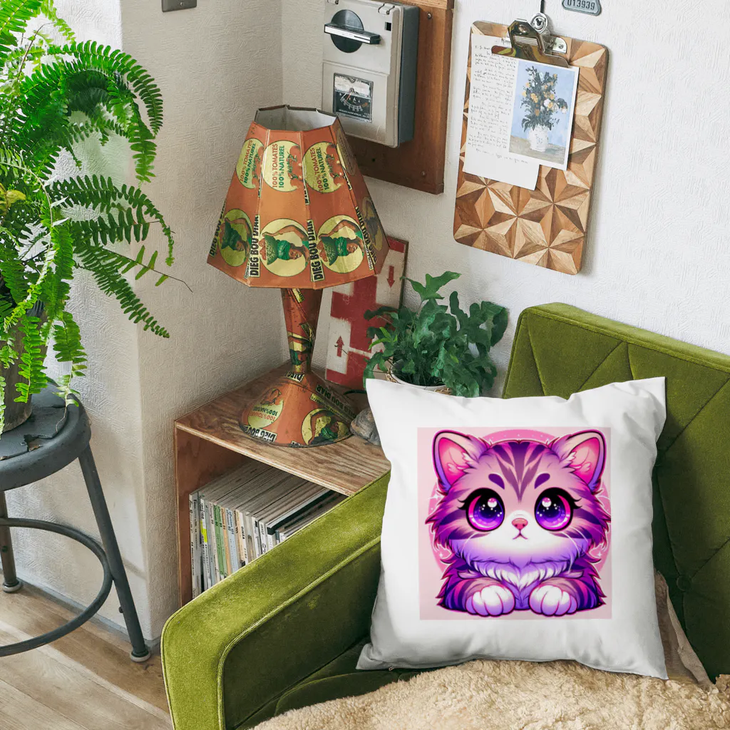 TOM24の些細な事でも興味津々アメショー”モモちゃん” Cushion