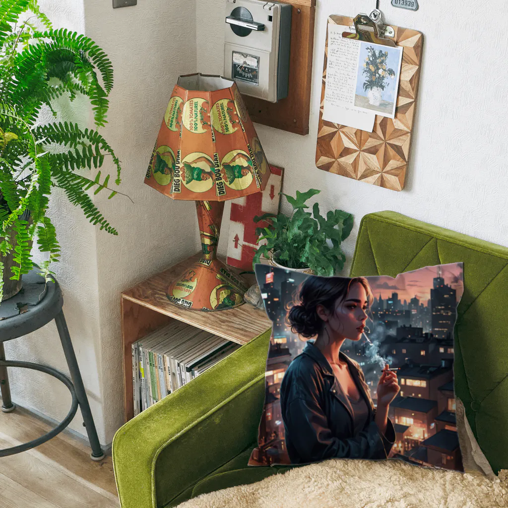 煙草と日常の煙草女子　喧騒 Cushion