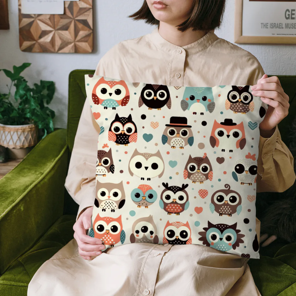 18ban's shopのフクロウドット柄 Cushion