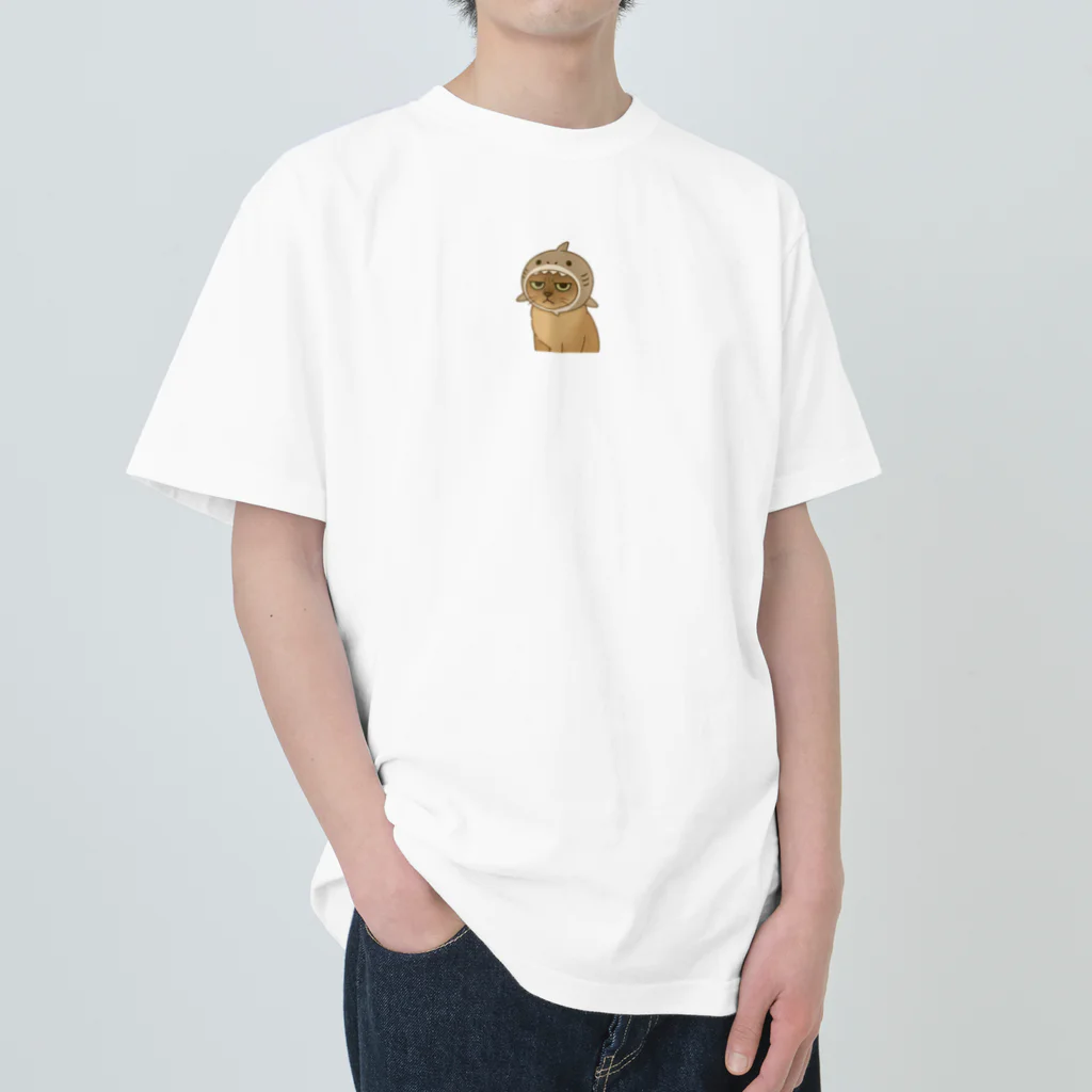 白菜ショップのサメ帽かぶった猫 Heavyweight T-Shirt