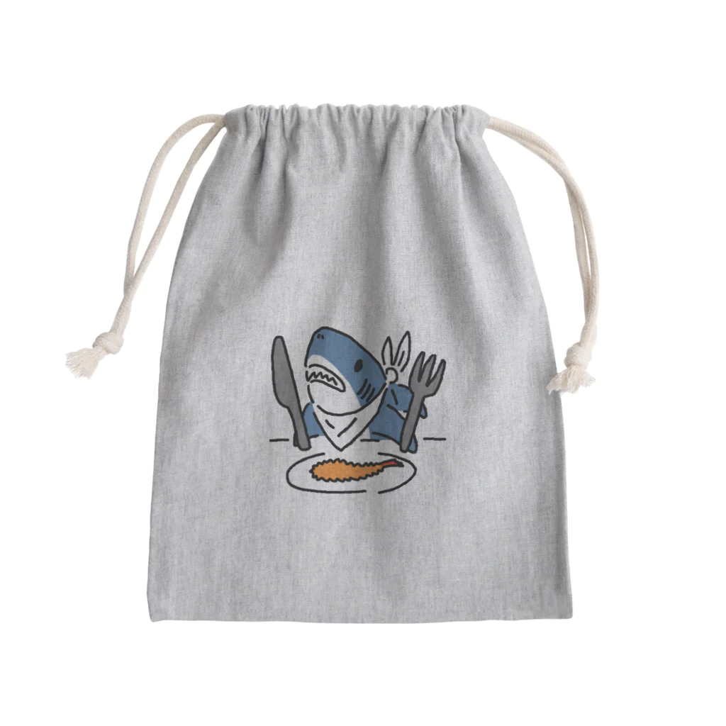 サメ わりとおもいのエビフライを食べようとするサメ Mini Drawstring Bag