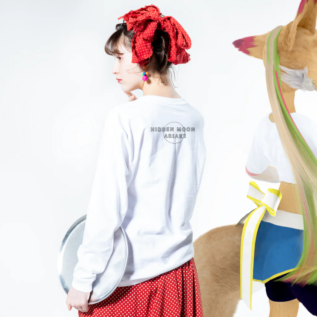 HIDDEN MOON-ARIAKEの16 Long Sleeve T-Shirt :model wear (back, sleeve)