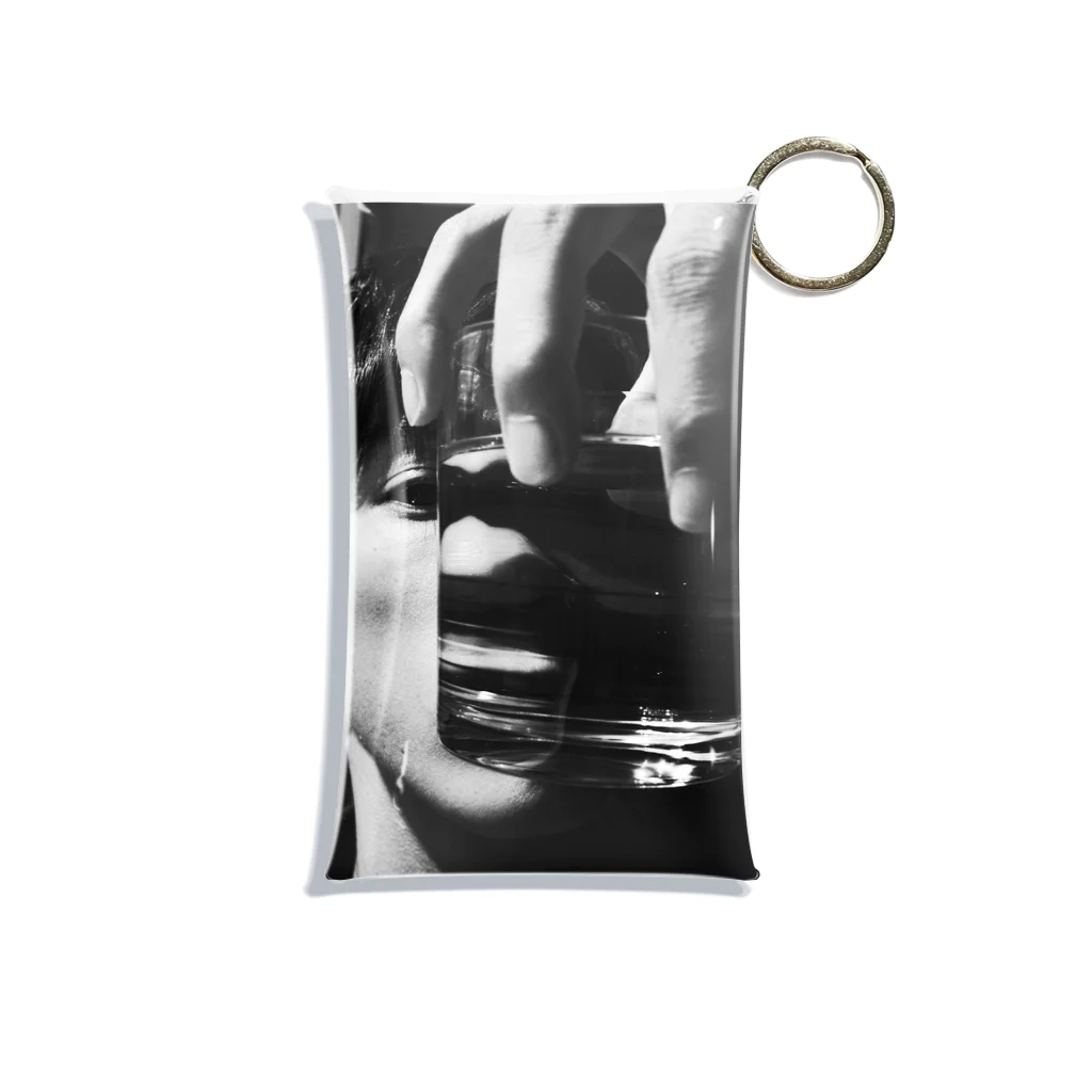 濱尾京介のPortrait no.01 Mini Clear Multipurpose Case