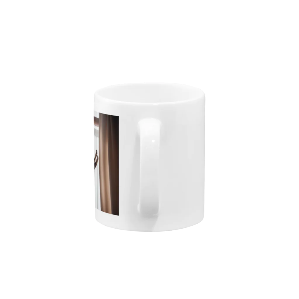 takeoutのカーテンにつかまっているネコ Mug :handle