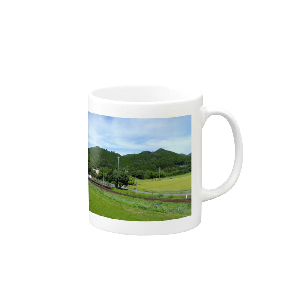 だるまの山の中の秘境駅 Mug :right side of the handle