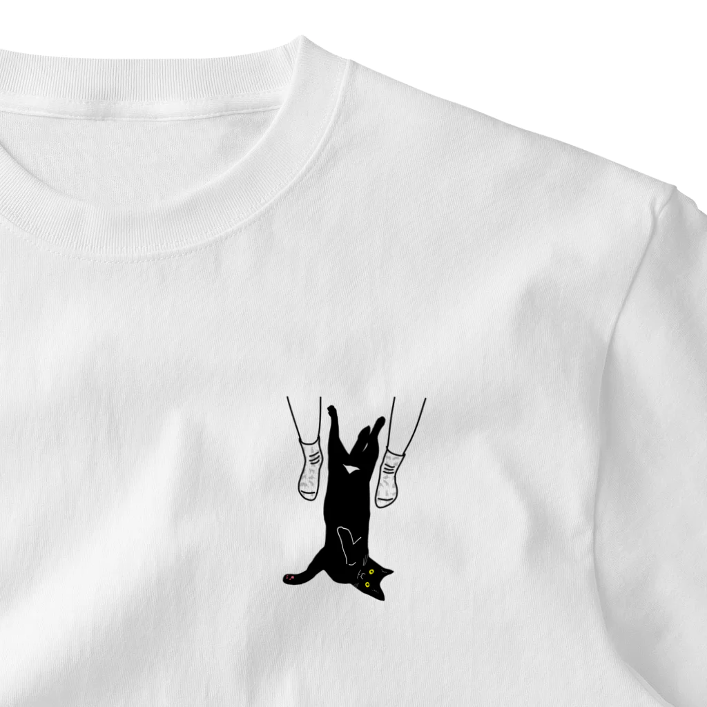 小鳥と映画館のキャット トラップ 靴下に猫柄入りバージョン One Point T-Shirt
