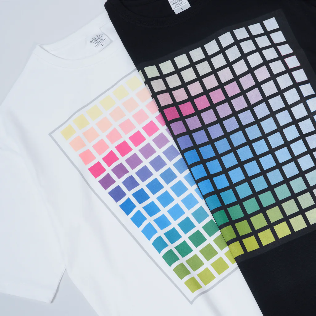 akane_art（茜音工房）のモノクロフラワー（キク） Oversized T-Shirt