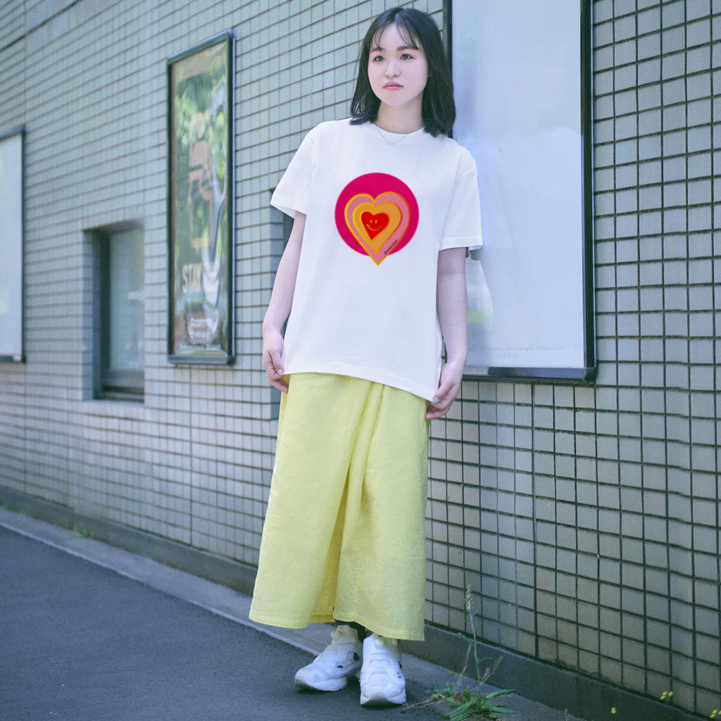 pinkchanの💖【 キッズにおすすめ 】しあわせ本舗 big pinkchan Regular Fit T-Shirt