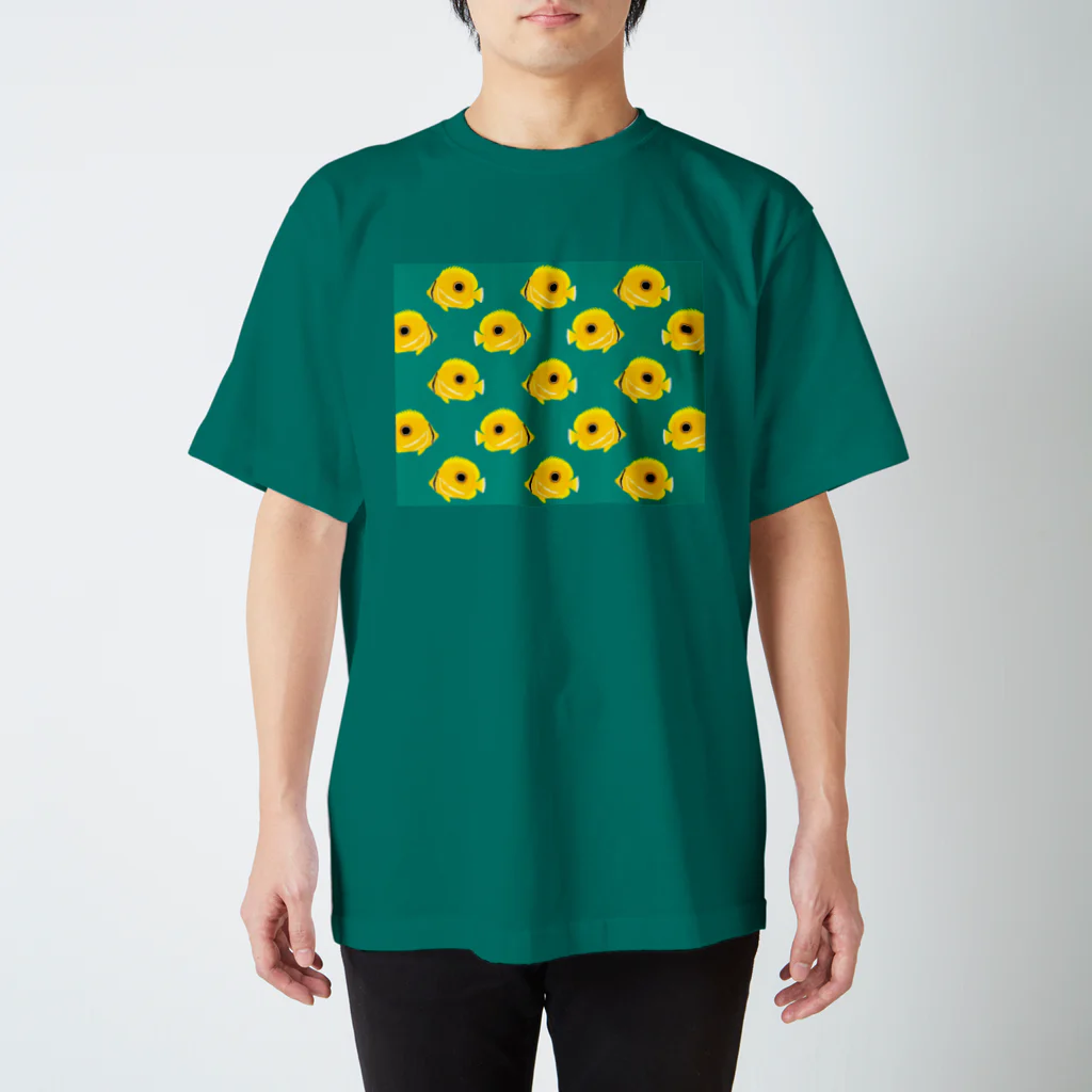 さちこの生物雑貨のウミヅキチョウチョウオ Regular Fit T-Shirt