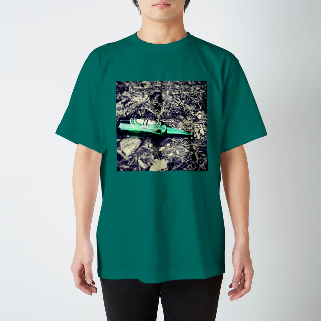 芸術シャツのおとしものビン レトロ風 Regular Fit T-Shirt