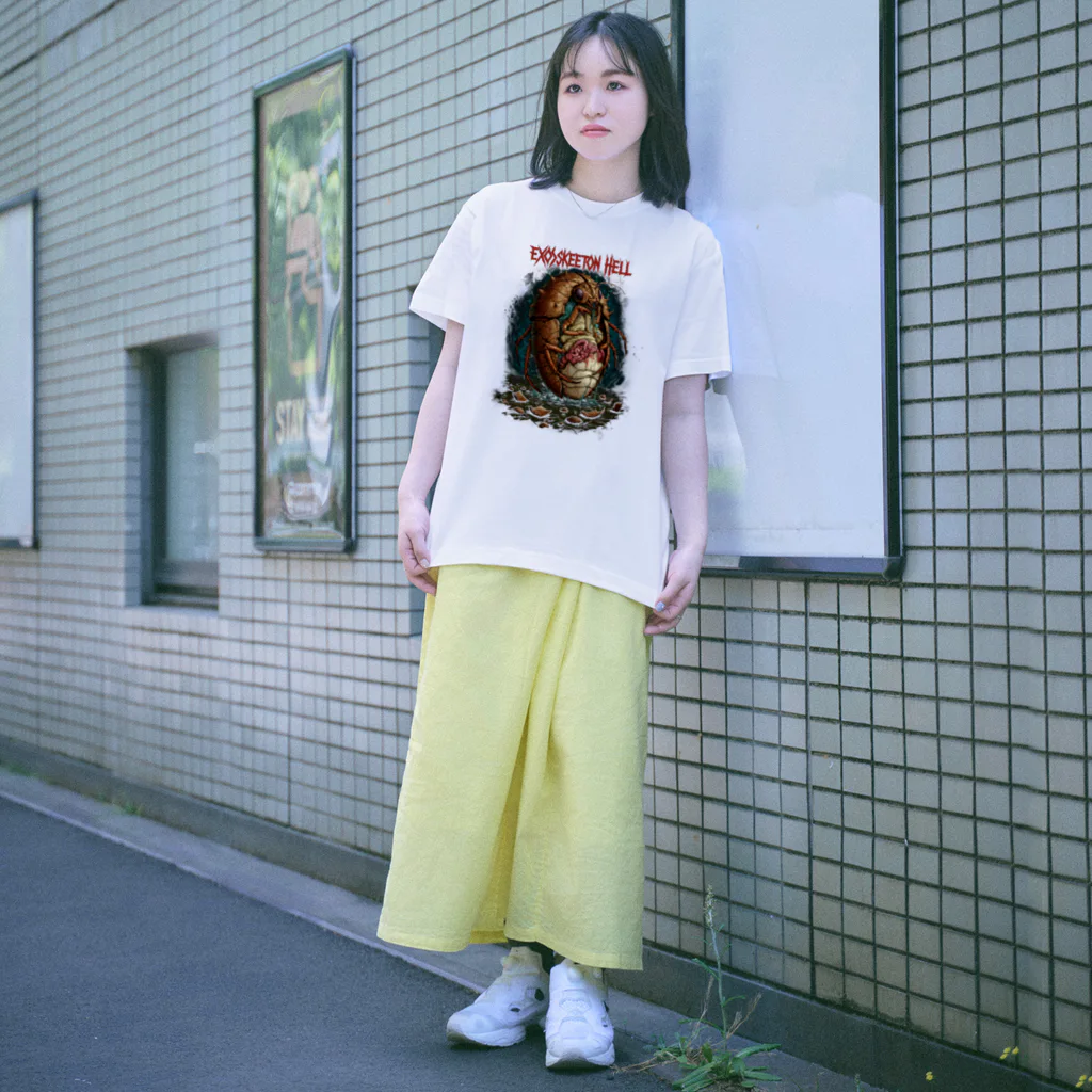 AIバンTのEXOSKELETON HELL Regular Fit T-Shirt