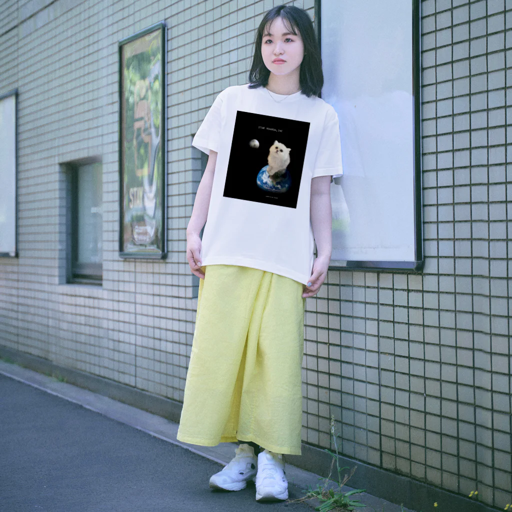 STAR MOAMOA,inc.の宇宙猫モアモアTシャツ Regular Fit T-Shirt