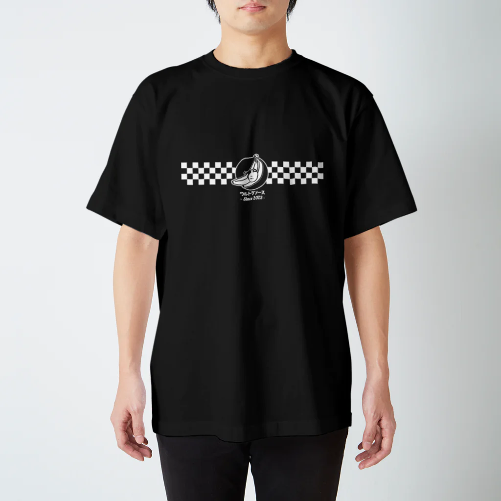 Mika Hirayamaの赤い鍵盤ハーモニカ隊公式グッズ Regular Fit T-Shirt