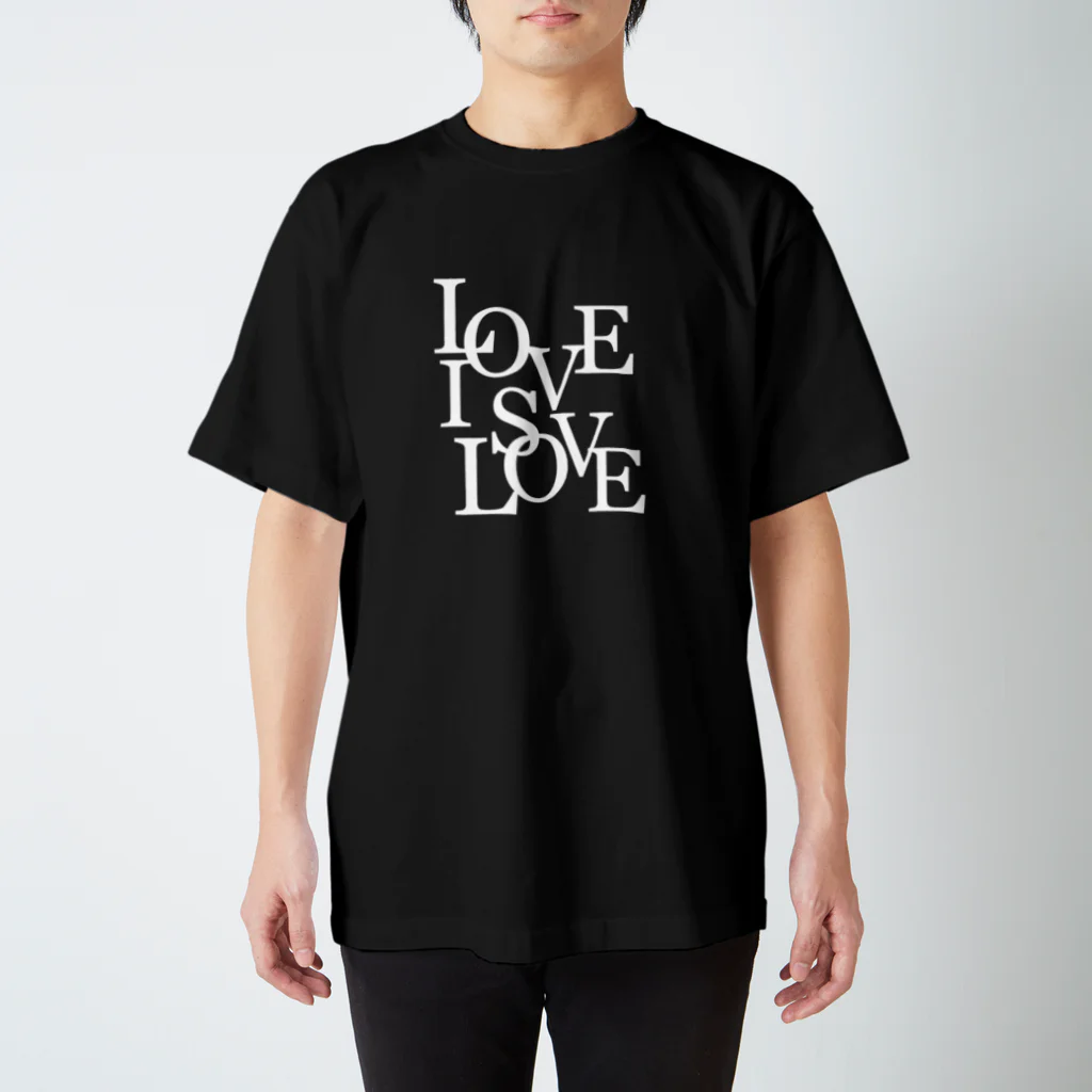 ゆるく主張するロゴ屋のLove is Love Tシャツ　ブラック Regular Fit T-Shirt