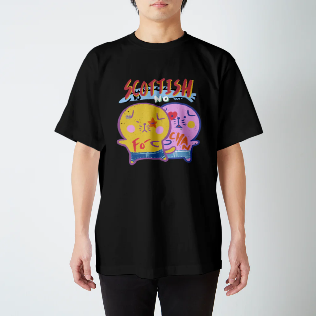 おで工房のスコティッシュのフォーちゃん【バンドTシャツ風】 Regular Fit T-Shirt