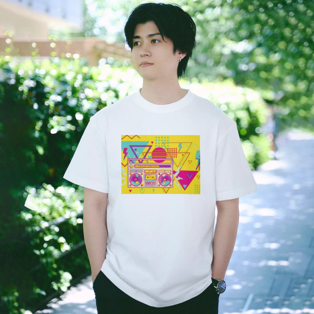 yuuuujのレトロ　カセットテープ Regular Fit T-Shirt