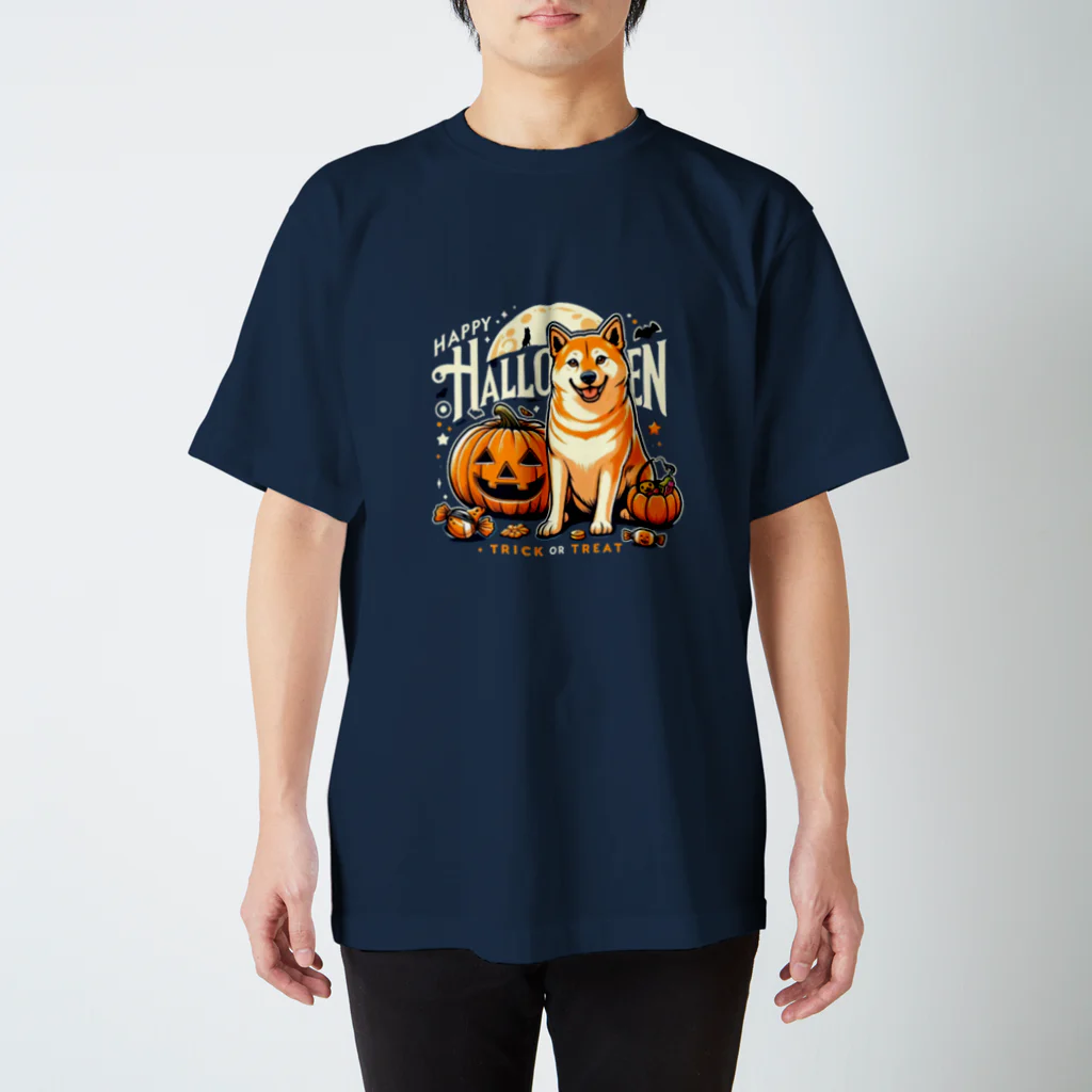 Naoki21のDOG x HALLOWEEN 03  Regular Fit T-Shirt