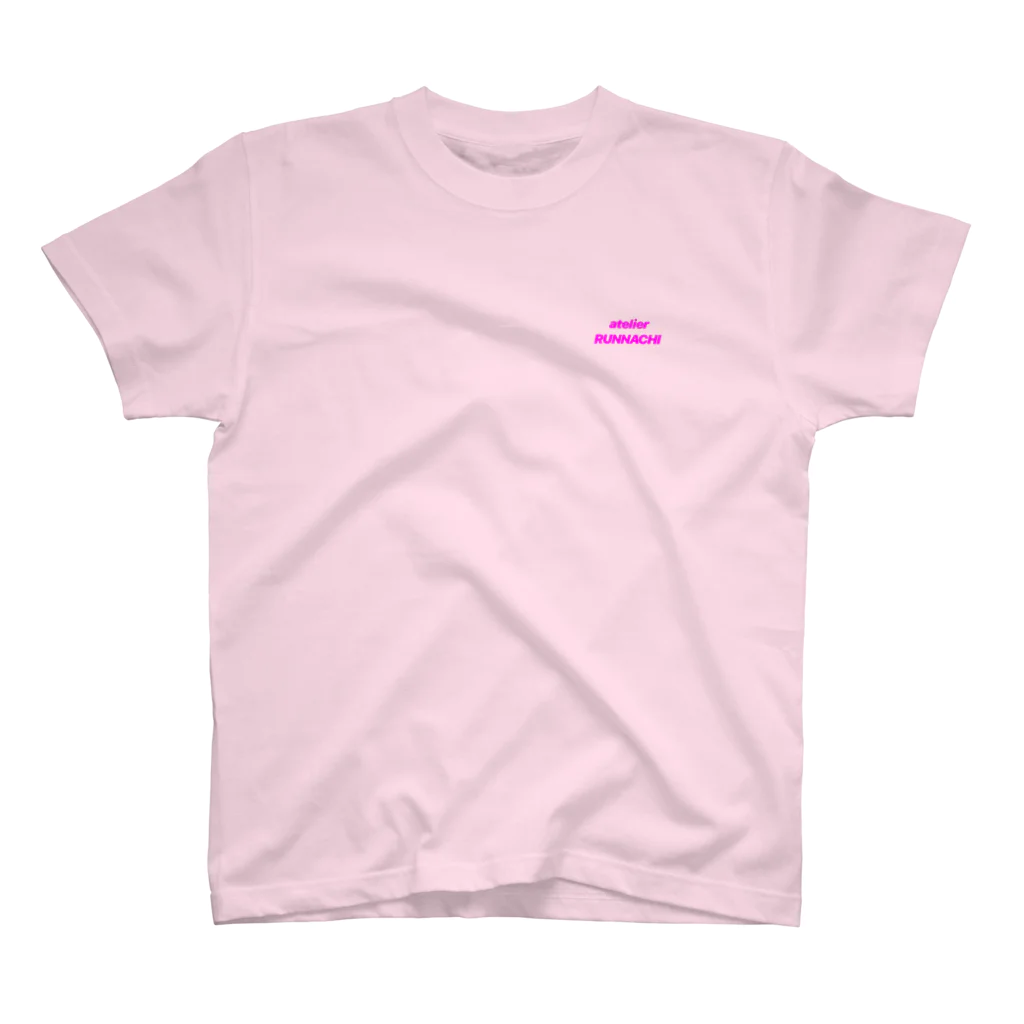 Blue Iris ﾌﾞﾙｰｱｲﾘｽのピンクハート Regular Fit T-Shirt