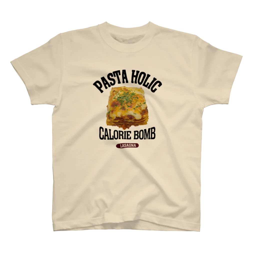 メシテロタイプ（飯テロTシャツブランド）のラザニア（ビンテージ風） Regular Fit T-Shirt