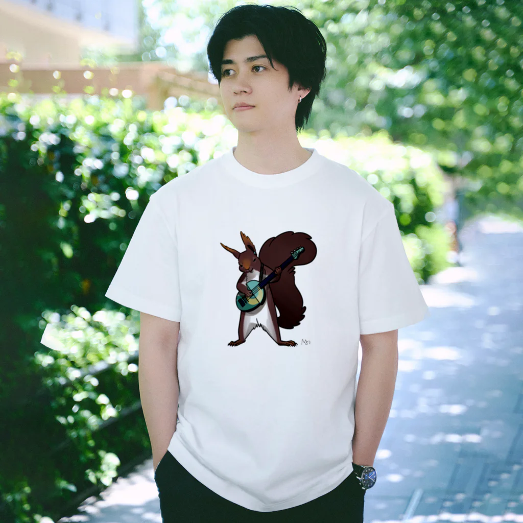 ねずりすSHOPのロックなキタリス Regular Fit T-Shirt