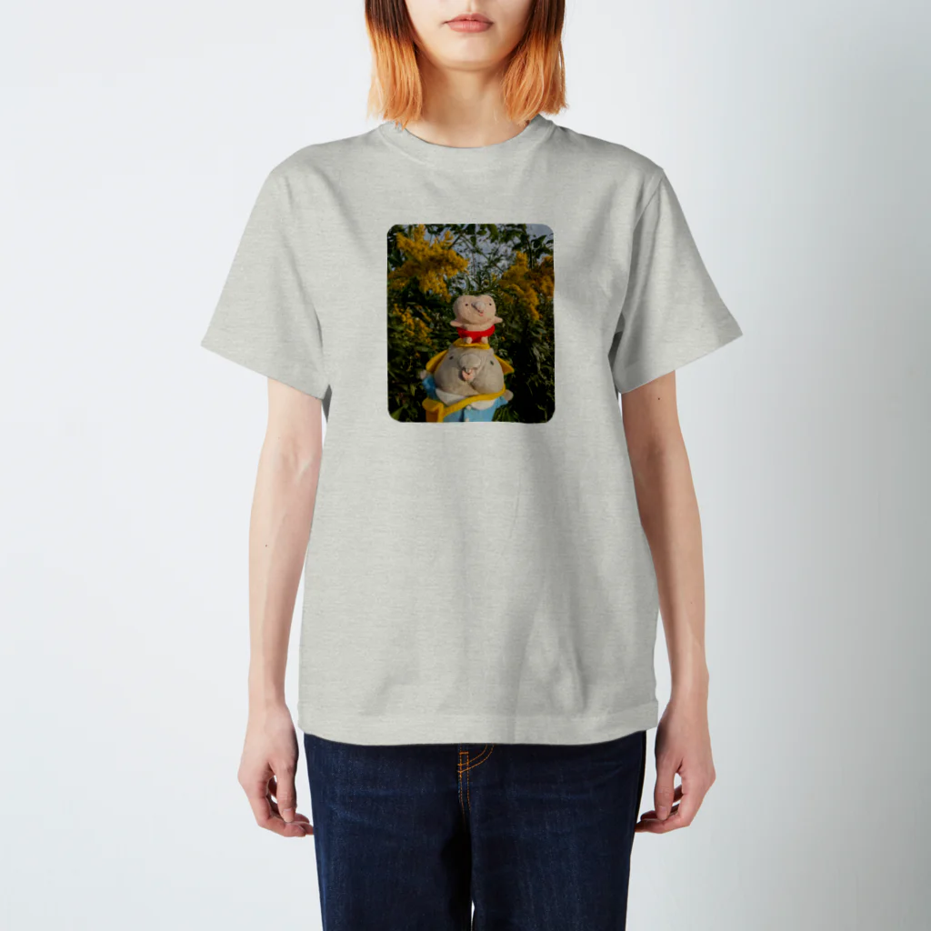 SHOPユリココズのウォンバットようちえん　かたぐるま Regular Fit T-Shirt