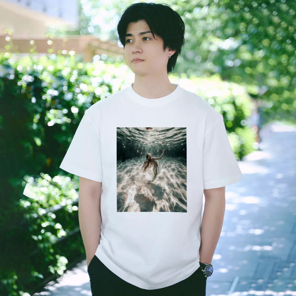 Come to my placeのゆらぎのなかで Regular Fit T-Shirt