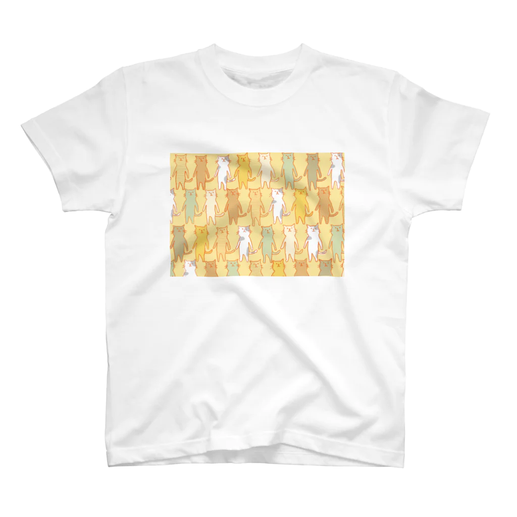 ウクレレピーナッツのにゃにゃにゃイエローネコ Regular Fit T-Shirt