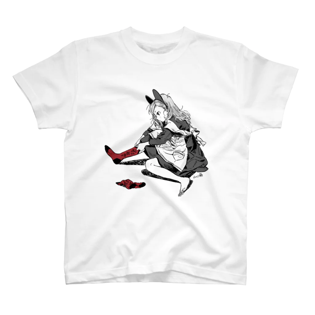 しょうじの靴下を履くネコミミちゃん Regular Fit T-Shirt