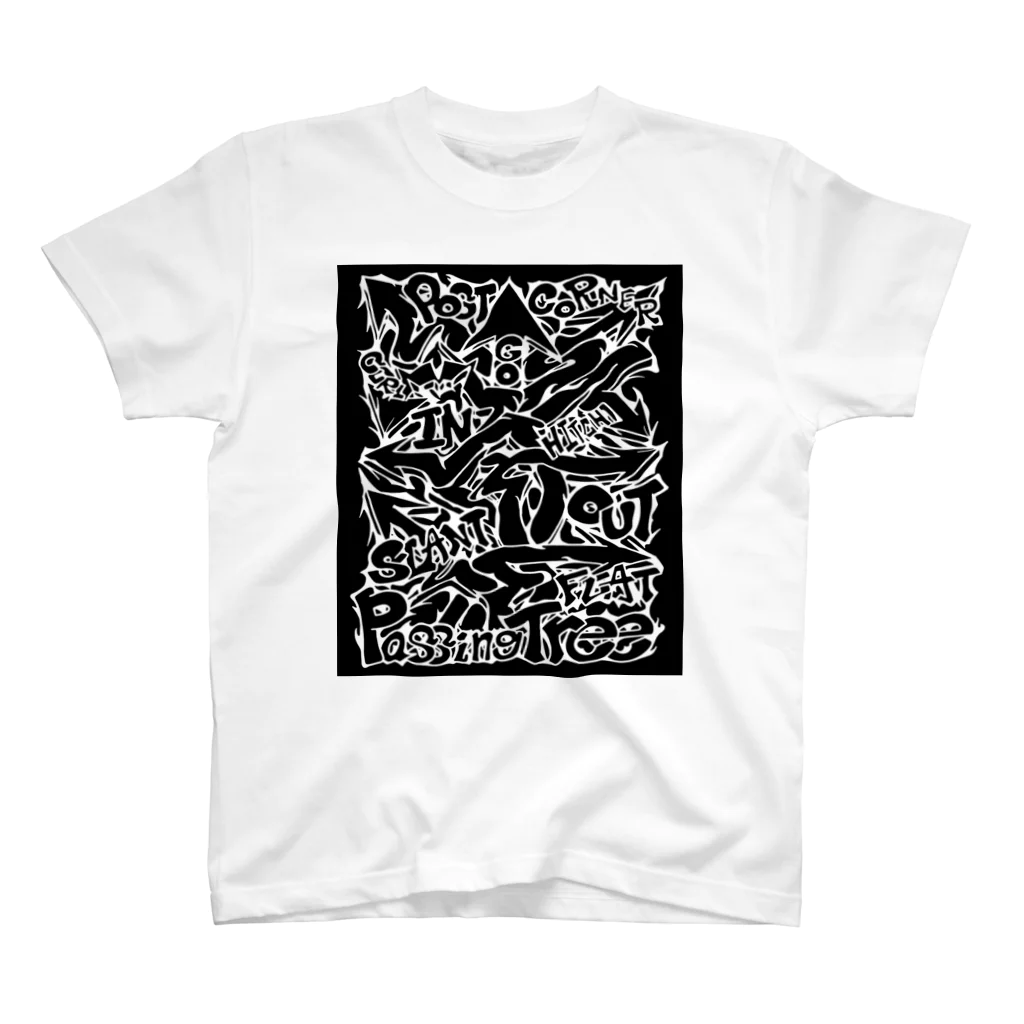 PB.DesignsのPassingTree・ブラック Regular Fit T-Shirt