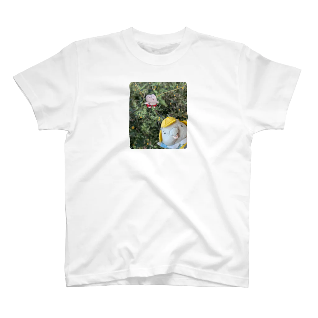 SHOPユリココズのMサイズ向け　ウォンバットようちえん　かくれんぼ　 Regular Fit T-Shirt