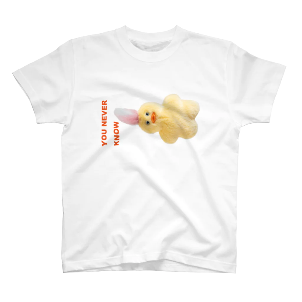 mojojojoのモヒカンYou never know🐤(横向き) Regular Fit T-Shirt