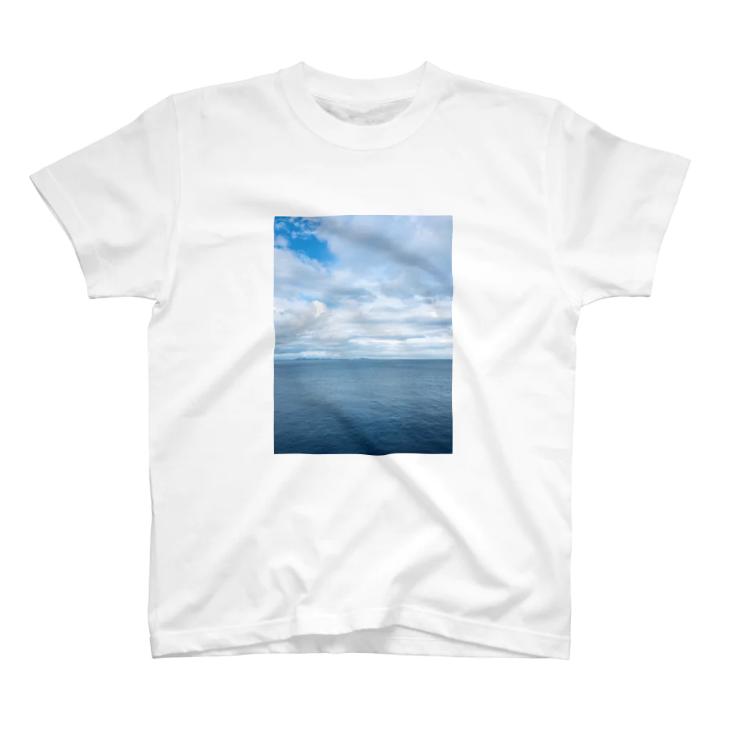 mugのどこかの海 Regular Fit T-Shirt