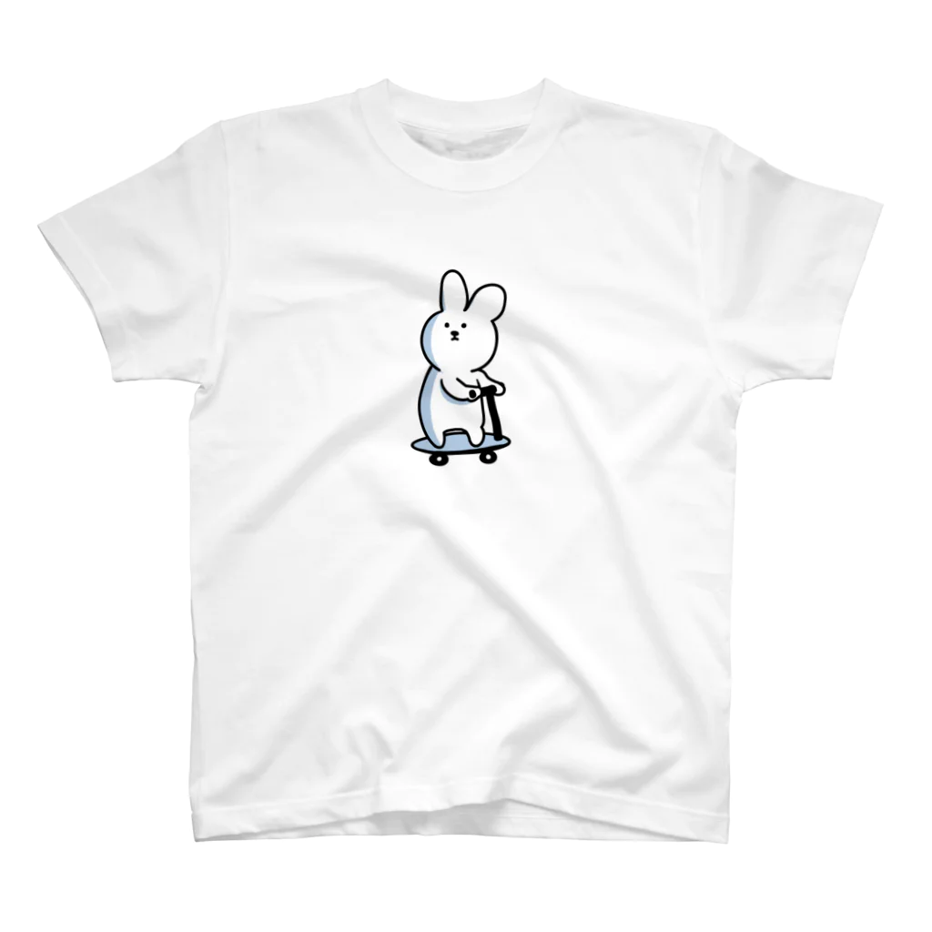 すずりのキックボードのうさぎ Regular Fit T-Shirt