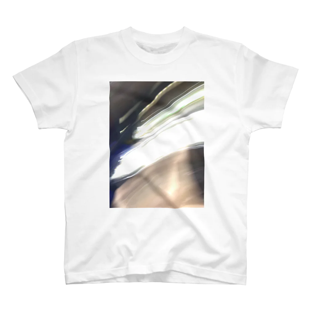 皐のブレた夜 Regular Fit T-Shirt
