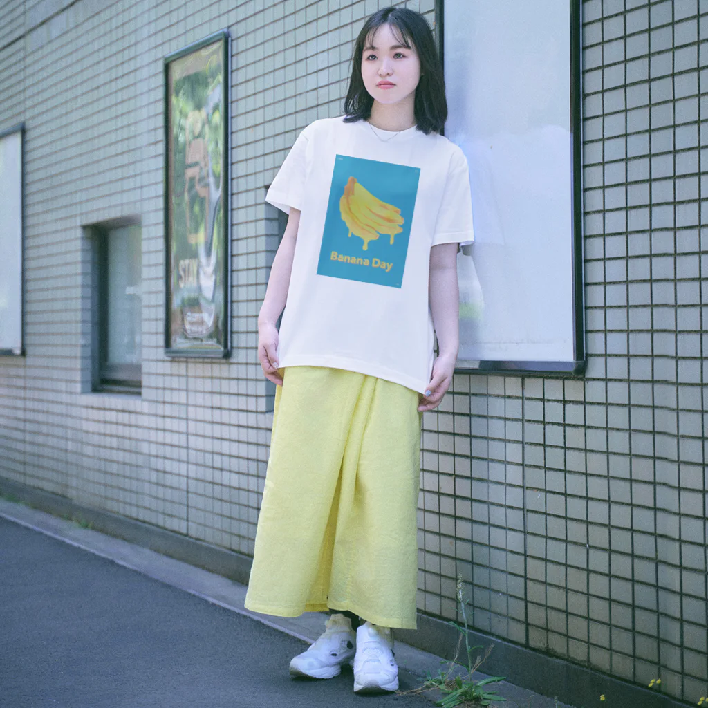 365 days projectの8/7　バナナの日 Regular Fit T-Shirt