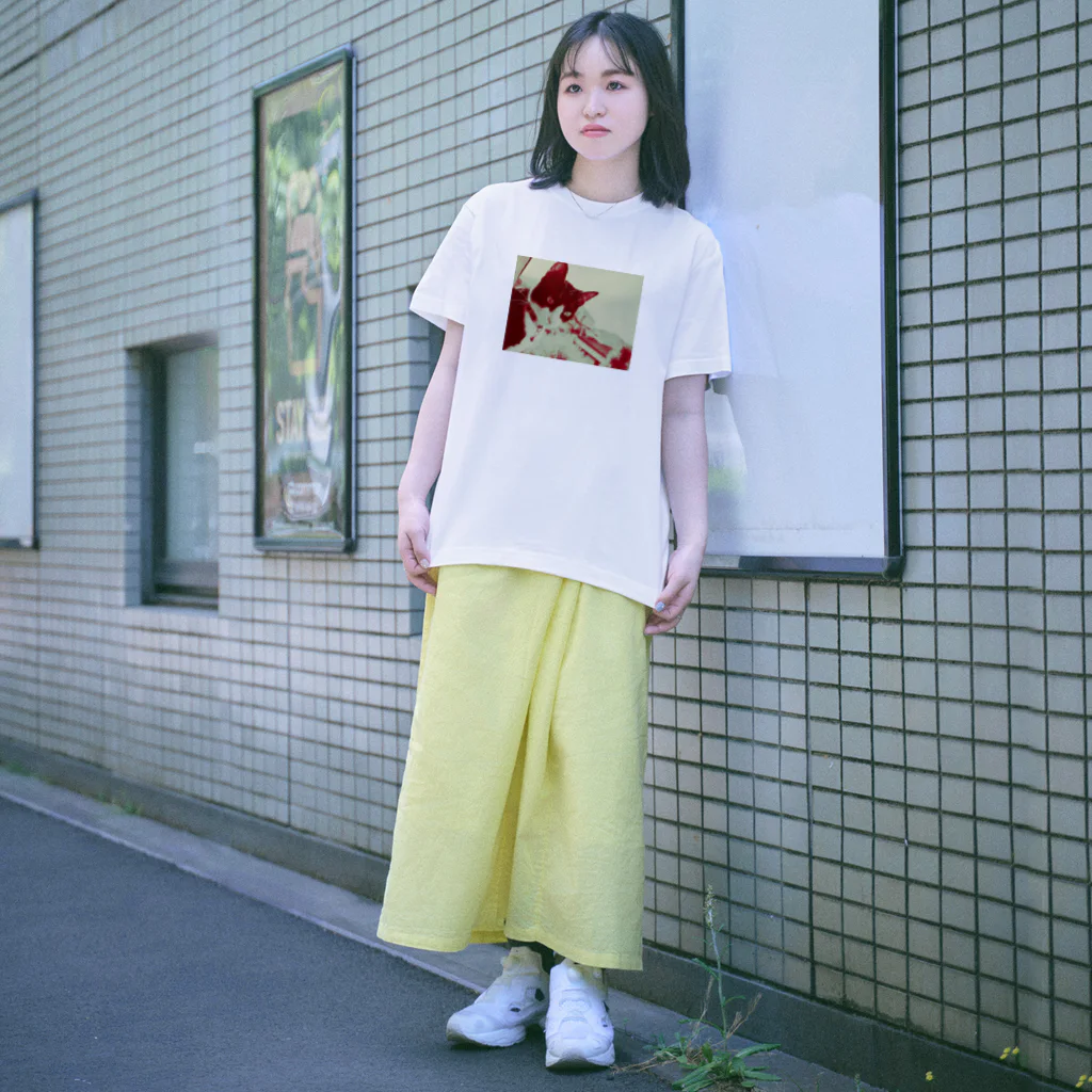 前田侑希のネコモノ Regular Fit T-Shirt