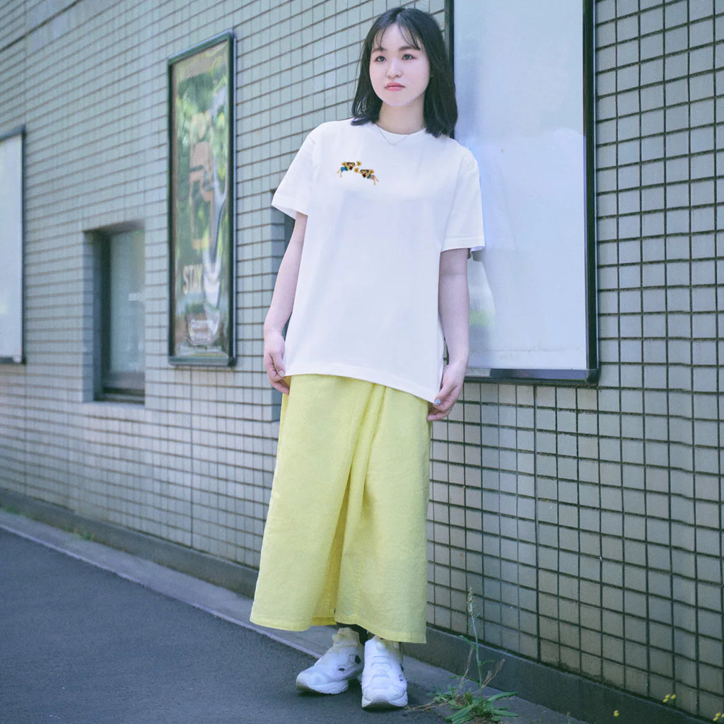 ぬまたひちのまじうそシスターズ Regular Fit T-Shirt