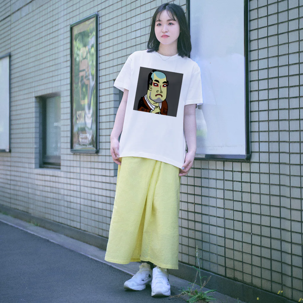 じゃぱにぃずぴぃぽぅの谷村虎蔵の鷲塚八平次 Regular Fit T-Shirt
