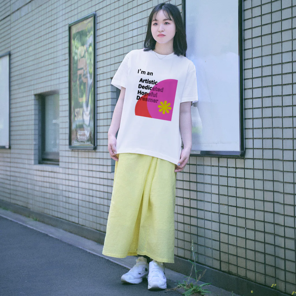 発達でこぼこショップのADHD「Artistic Dedicated Hopeful Dreamer」 - あなたの個性を大切にするアイテム Regular Fit T-Shirt
