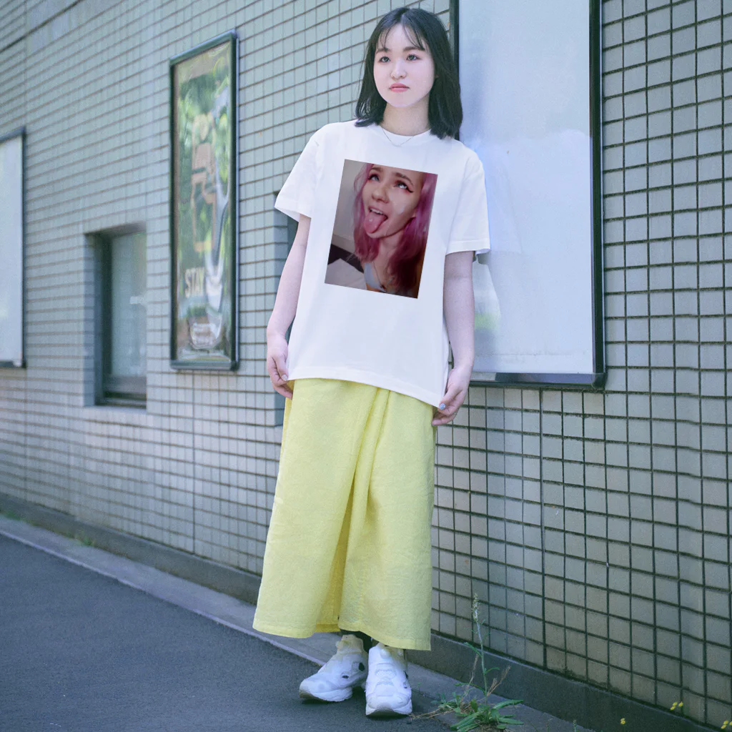 アヘ顔Tシャツ Regular Fit T-Shirt by LuCa ∞ SUZURI