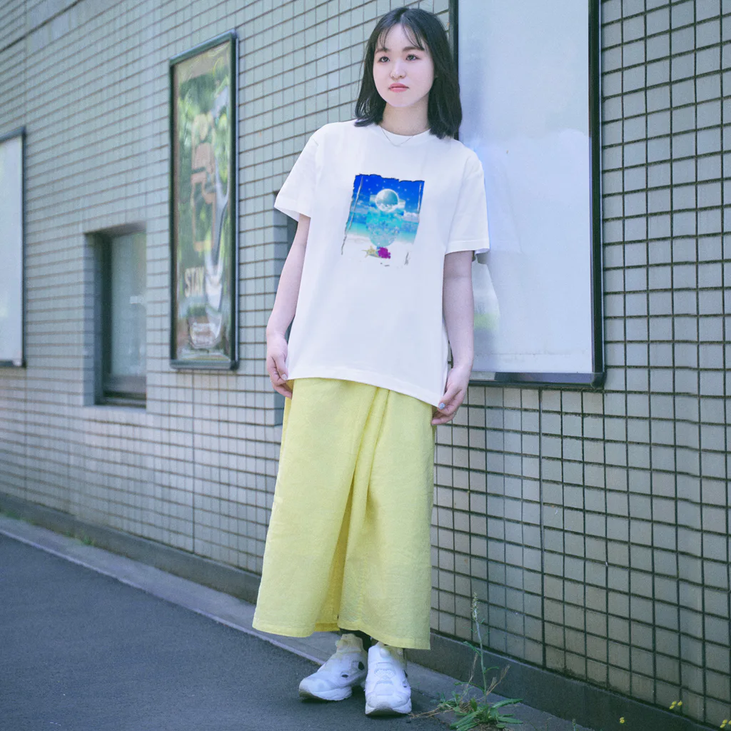 Yokokkoの店の海と空色のcream soda🍹（背景あり） Regular Fit T-Shirt