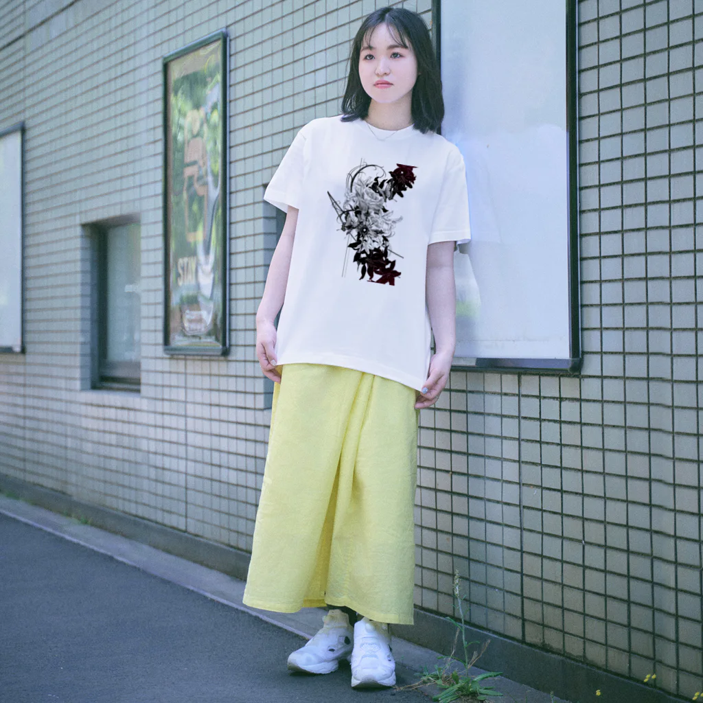 皐月 恵 -Kei Satsuki-の✝︎(White ver.) Regular Fit T-Shirt
