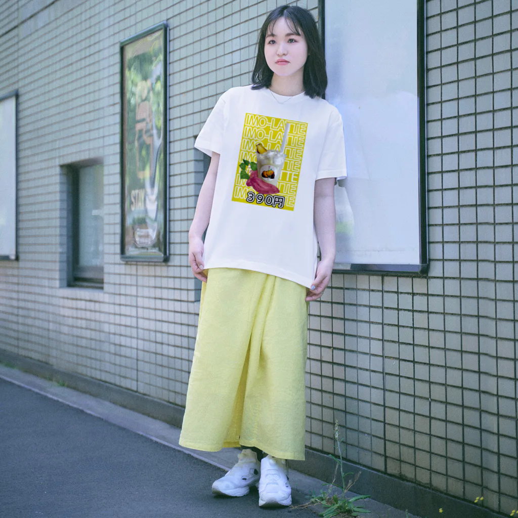 壺焼き芋専門店 甘すぎてごめんねの「芋に溺れてラテ」 Regular Fit T-Shirt