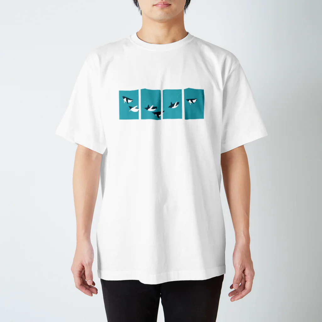 ペンギン水族館 Regular Fit T-Shirt by はるさめ ( haru_same_