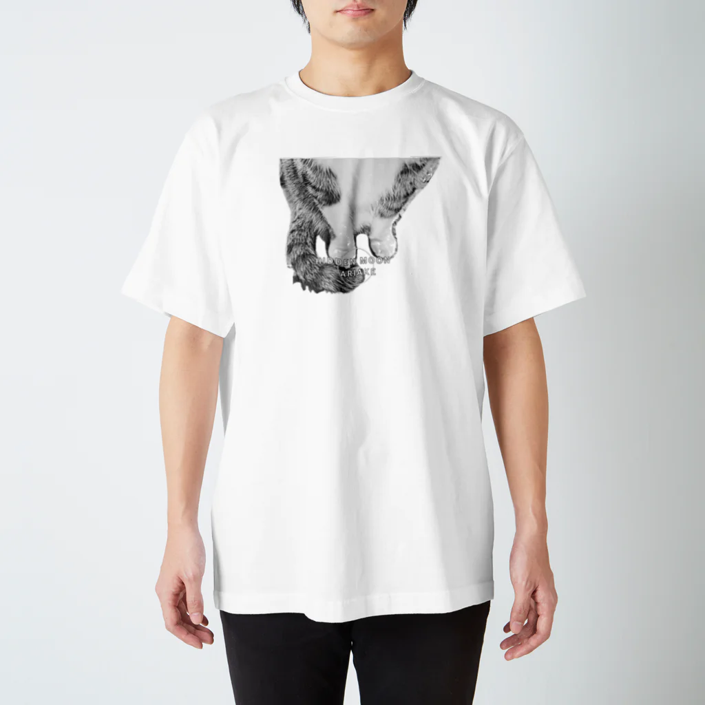 HIDDEN MOON-ARIAKEの16 Regular Fit T-Shirt